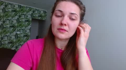 Olivia online show from March 27, 5:24 am