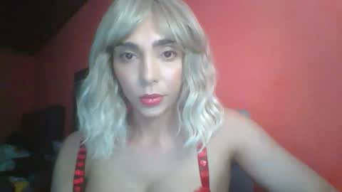 oliviazalabaria online show from February 12, 3:23 am