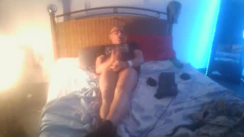 olivier_21 online show from May 22, 3:24 am
