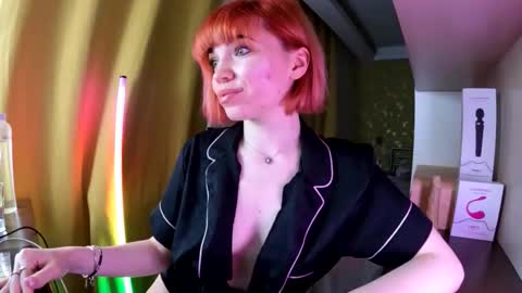 Angelina Lina online show from April 4, 8:06 pm