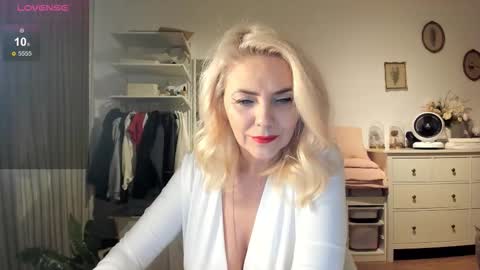 ollalla7 online show from November 2, 6:43 pm