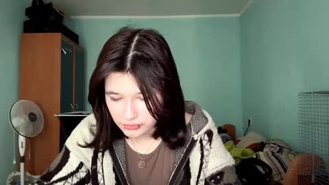 Emilia online show from February 1, 8:02 am