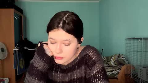 Emilia online show from February 8, 8:07 am