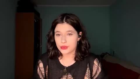 Emilia online show from February 9, 9:08 pm