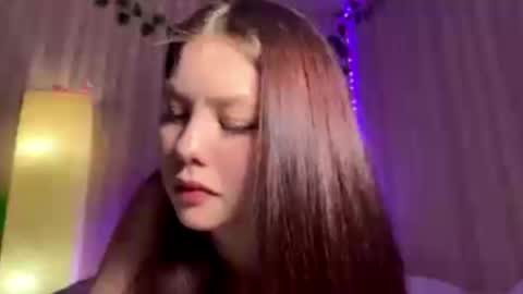 Emma online show from May 1, 12:10 pm