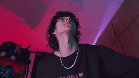     online show from September 26, 4:05 am