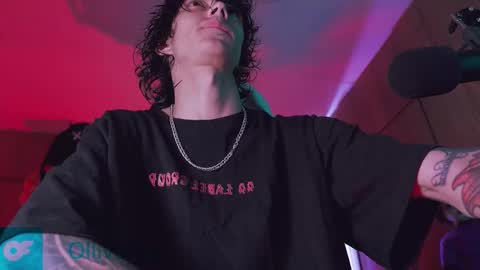     online show from October 10, 12:48 pm