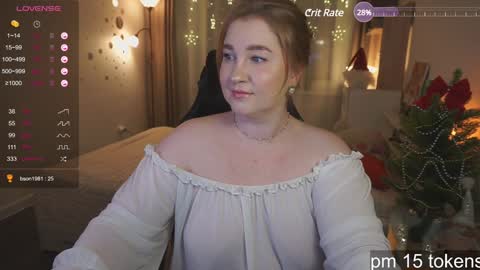 OllyDoll online show from December 1, 7:25 pm
