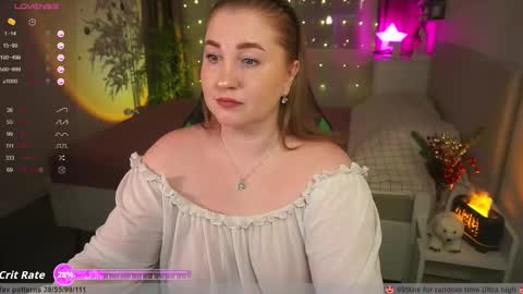 OllyDoll online show from February 1, 7:01 pm