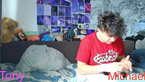 Snapshot of ololkd chatting on February 18, 7:48 am Tony online show from February 18, 7:48 am