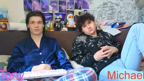 Snapshot of ololkd chatting on February 23, 10:23 am Tony online show from February 23, 10:23 am