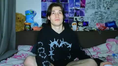 Snapshot of ololkd chatting on March 1, 5:15 pm Tony online show from March 1, 5:15 pm