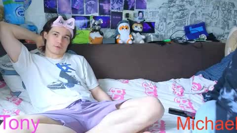 Snapshot of ololkd chatting on March 2, 10:22 am Tony online show from March 2, 10:22 am