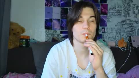 Snapshot of ololkd chatting on March 15, 3:40 pm Tony online show from March 15, 3:40 pm