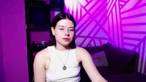 Snapshot of oltaroom chatting on October 3, 2:41 am Olta online show from October 3, 2:41 am