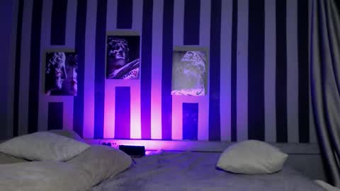 Snapshot of oltaroom chatting on October 22, 2:06 pm Olta online show from October 22, 2:06 pm