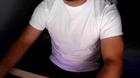 olwen425817 online show from July 26, 3:14 am