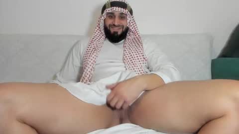 Snapshot of omar_xoxo chatting on March 26, 9:09 pm Omar online show from March 26, 9:09 pm