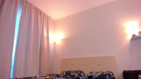 Snapshot of omg_pie chatting on October 18, 2:07 pm Mars online show from October 18, 2:07 pm