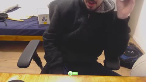 Snapshot of omisoluckyguy chatting on February 9, 6:47 pm lucky guy online show from February 9, 6:47 pm