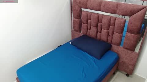 on32_sexlook online show from February 21, 7:04 pm