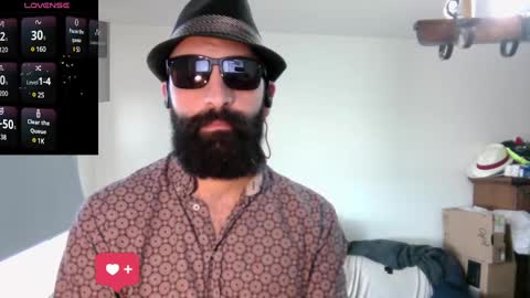 Snapshot of ona_nisme chatting on March 8, 12:41 pm ona nisme online show from March 8, 12:41 pm