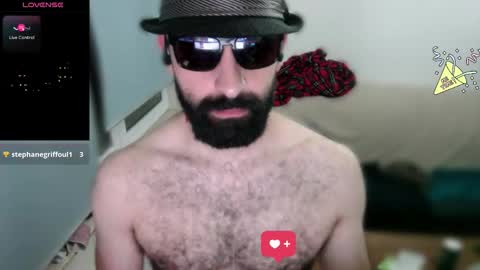 ona nisme online show from October 6, 6:05 pm