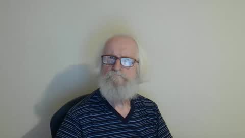 Somewhere over the rainbow online show from September 23, 8:12 pm