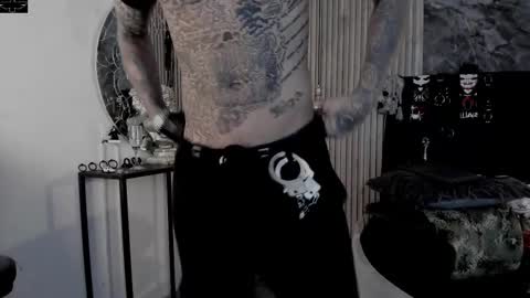     ... online show from October 30, 8:09 pm