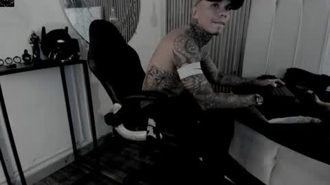    ... online show from May 13, 8:06 pm