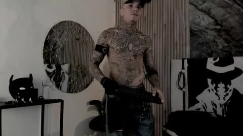     ... online show from June 22, 3:25 am