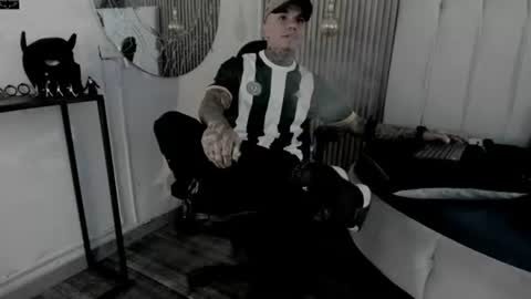     ... online show from June 25, 7:51 pm
