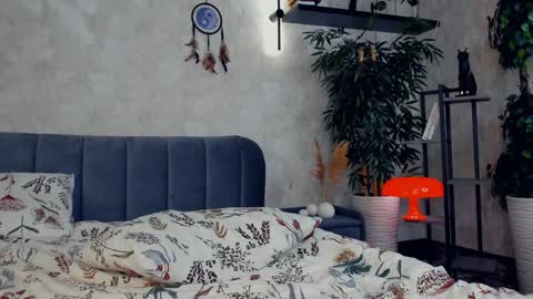 Ana online show from February 2, 1:45 am