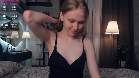 Snapshot of one_1ove chatting on September 21, 7:15 pm Ana online show from September 21, 7:15 pm