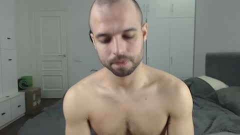 onebestlover online show from January 30, 11:55 am