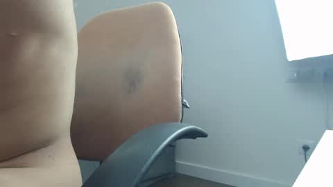 onebestlover online show from February 5, 11:44 am