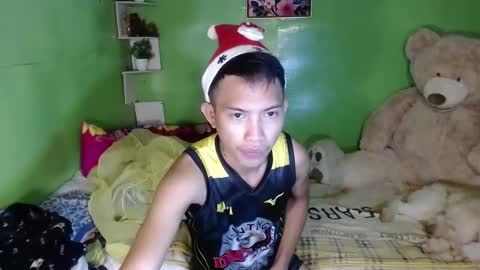 Wyn Will serve you and be your slave online show from December 11, 7:31 am