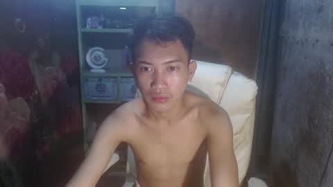 Wyn Will serve you and be your slave online show from January 1, 4:29 am