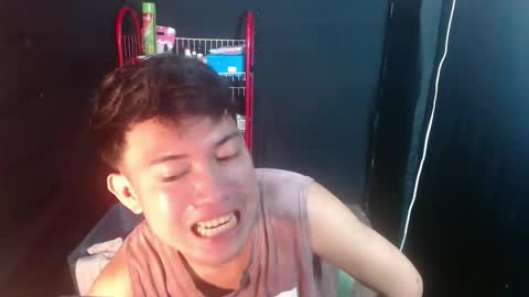 Wyn Will serve you and be your slave online show from November 19, 8:14 am