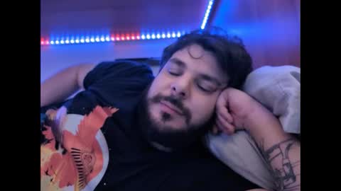 onecrew1 online show from November 8, 2:17 pm