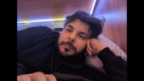 onecrew1 online show from February 1, 3:21 pm