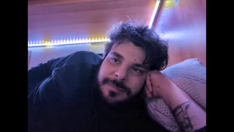 onecrew1 online show from February 2, 6:06 pm