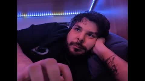 onecrew1 online show from March 1, 3:58 pm