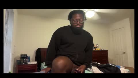 Snapshot of onegenerativestudio chatting on December 1, 9:42 pm Friday and the Guys online show from December 1, 9:42 pm