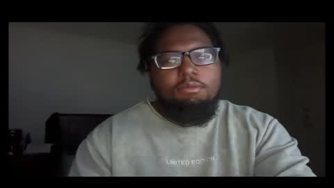 Snapshot of onegenerativestudio chatting on December 3, 6:21 am Friday and the Guys online show from December 3, 6:21 am