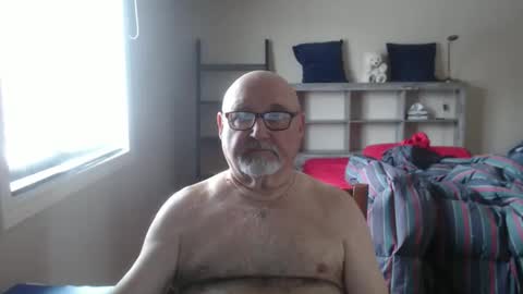 Snapshot of onemoretime65 chatting on March 26, 2:44 pm Onemoretime65 online show from March 26, 2:44 pm