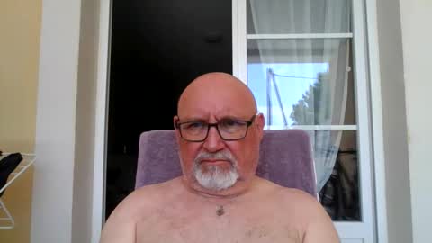 Onemoretimebis online show from June 8, 10:15 am