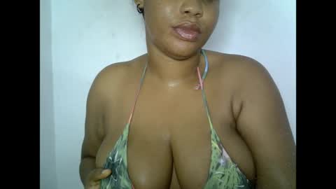 oneofdbestchubbygaloncb online show from May 1, 2:27 am