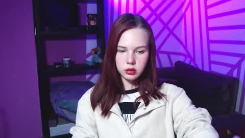 onessandra online show from September 29, 1:33 am