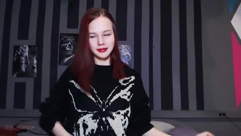 onessandra online show from October 9, 1:14 am